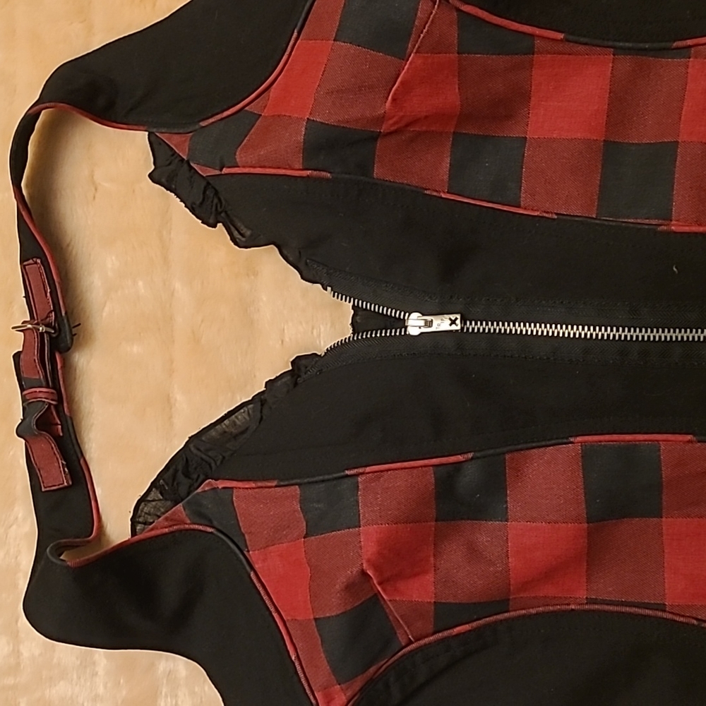 Tripp (Halter/Corset) Stunnin!